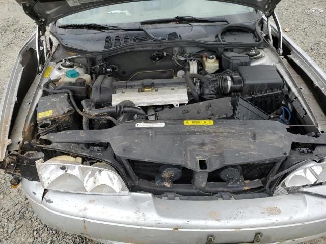 2000 Volvo V70 Base