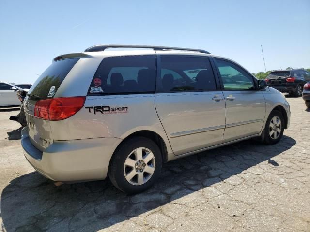 2010 Toyota Sienna CE