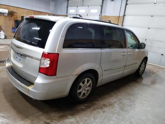 2012 Chrysler Town & Country Touring