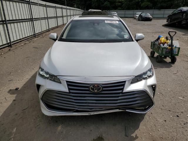 2019 Toyota Avalon XLE