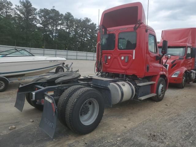 2017 Freightliner Cascadia 113