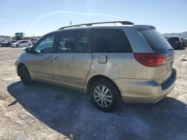 2004 Toyota Sienna CE