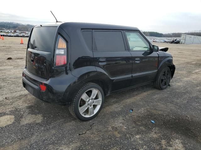 2010 KIA Soul +