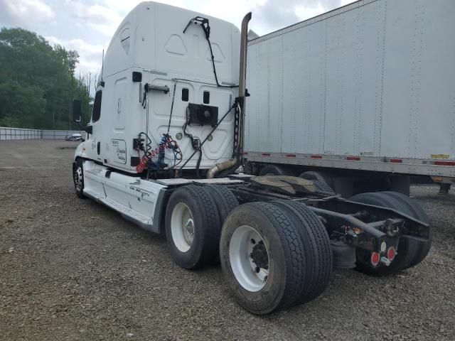 2009 Freightliner Cascadia 125