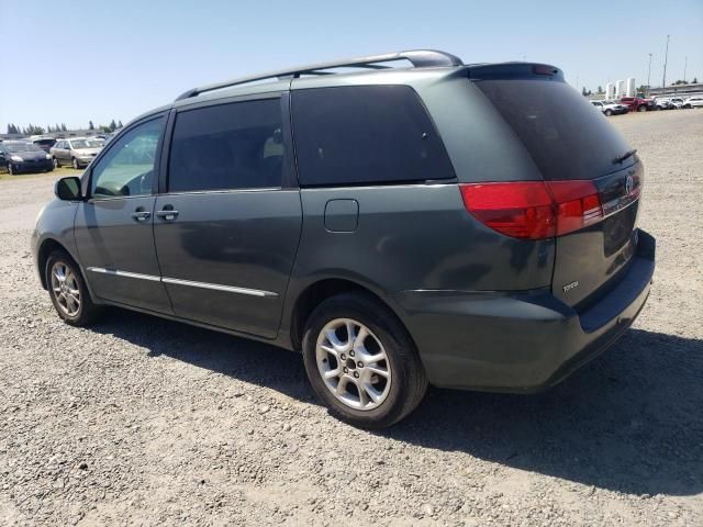 2004 Toyota Sienna XLE