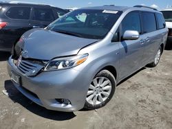 Salvage cars for sale from Copart Cahokia Heights, IL: 2017 Toyota Sienna XLE