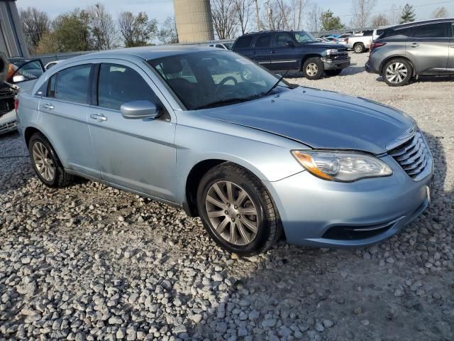 2013 Chrysler 200 Touring