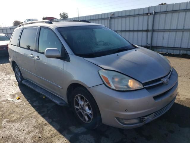 2004 Toyota Sienna XLE