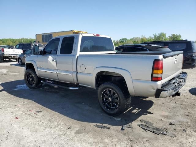 2004 GMC Sierra K2500 Heavy Duty