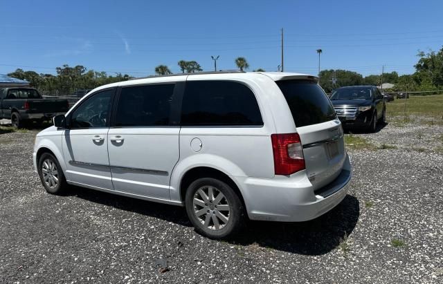 2014 Chrysler Town & Country Touring