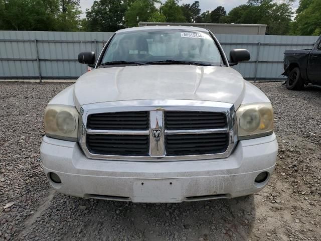 2005 Dodge Dakota SLT