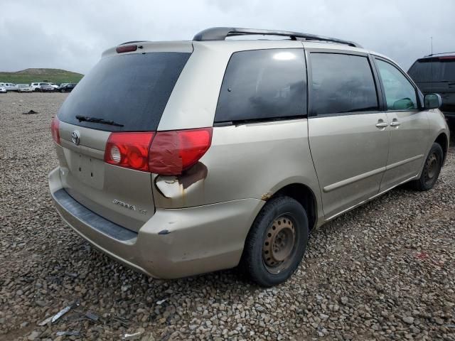 2007 Toyota Sienna CE