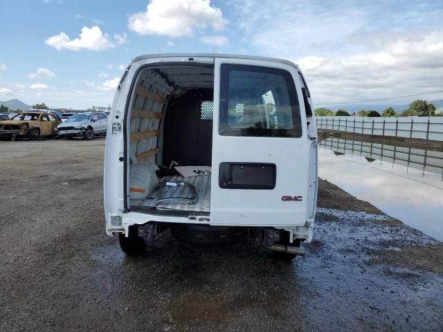 2022 GMC Savana G2500