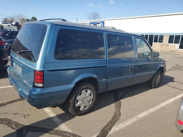 1995 Dodge Grand Caravan SE