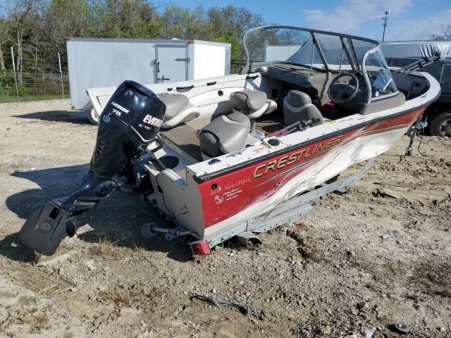 2004 Crestliner Boat