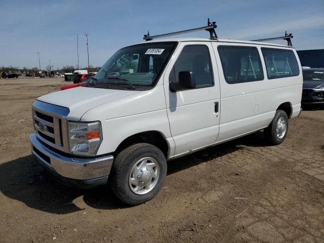 2012 Ford Econoline E350 Super Duty Wagon