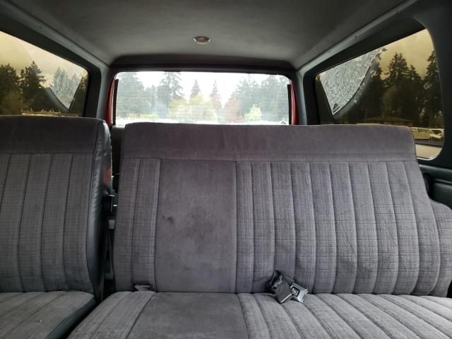 1984 Chevrolet Suburban K10