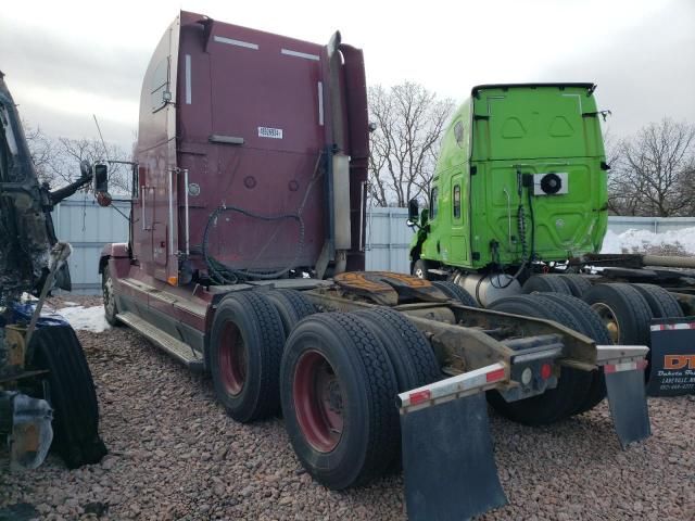 1996 Freightliner Conventional FLD120