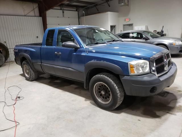 2005 Dodge Dakota ST