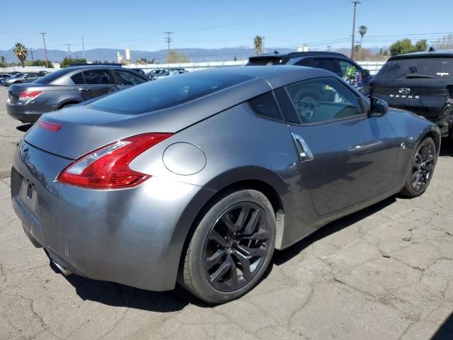 2017 Nissan 370Z Base