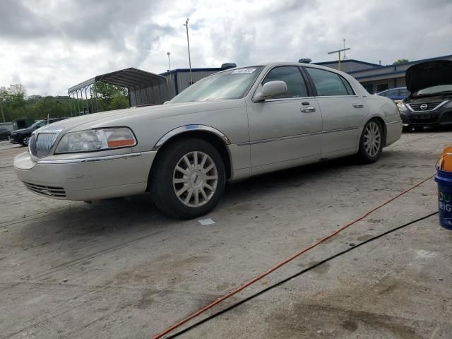 2007 Lincoln Town Car Signature