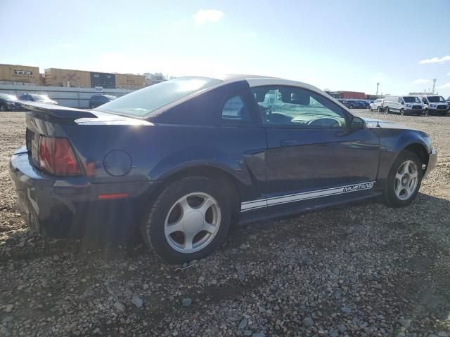 2004 Ford Mustang