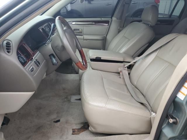 2004 Lincoln Town Car Ultimate