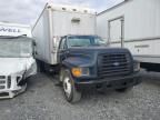 1995 Ford F800