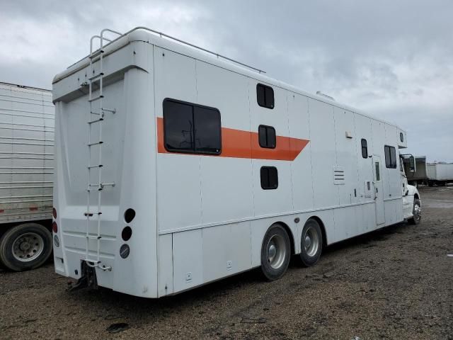 2009 Freightliner Conventional Columbia