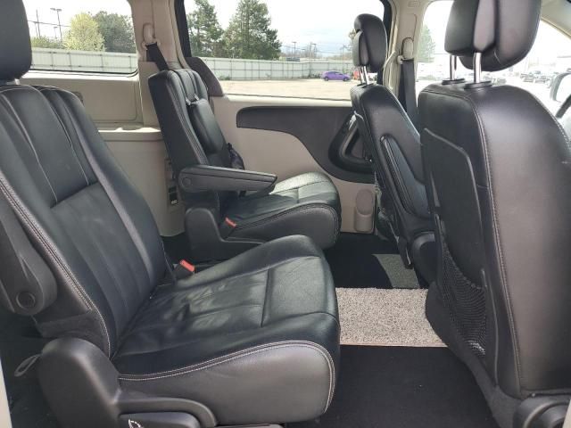 2015 Chrysler Town & Country Touring