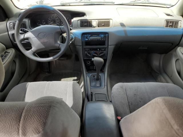 1999 Toyota Camry CE