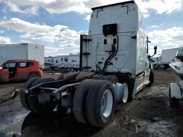 2016 Freightliner Cascadia 125