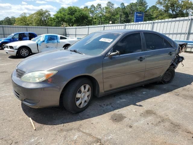 2004 Toyota Camry LE