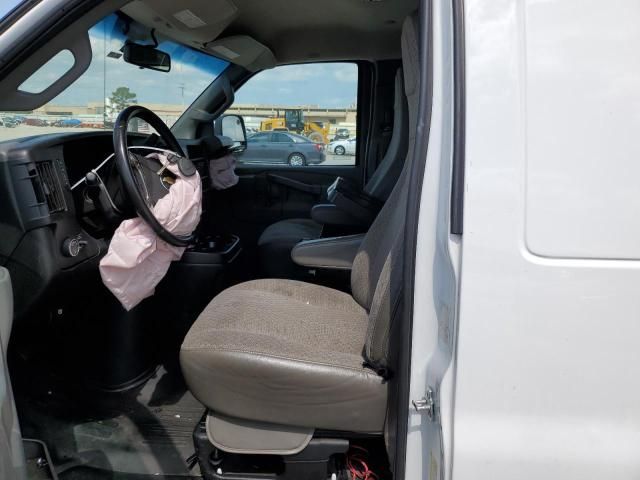 2019 Chevrolet Express G2500