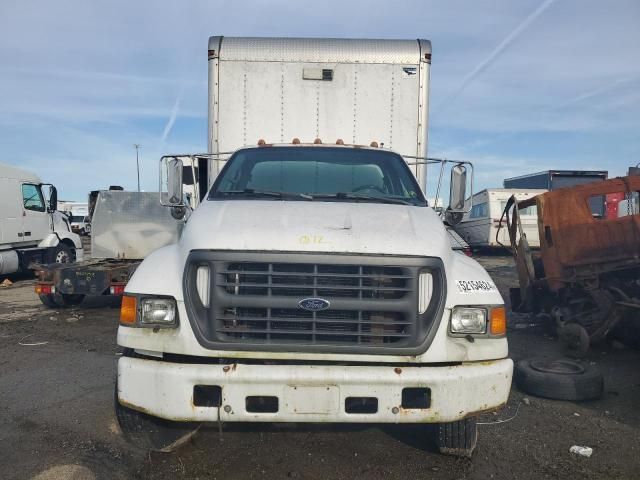 2002 Ford F650 Super Duty