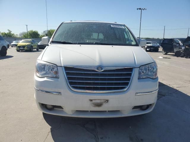 2008 Chrysler Town & Country Touring