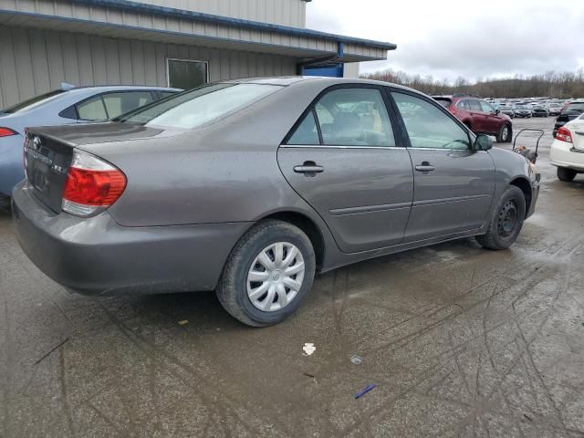 2005 Toyota Camry LE