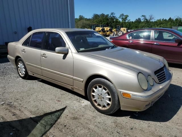 2001 Mercedes-Benz E 320