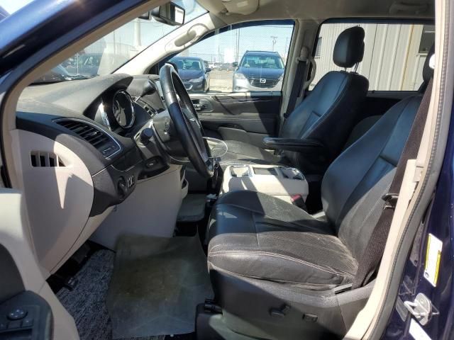 2013 Chrysler Town & Country Touring L