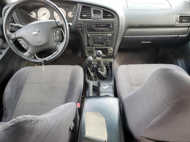 2002 Nissan Pathfinder LE