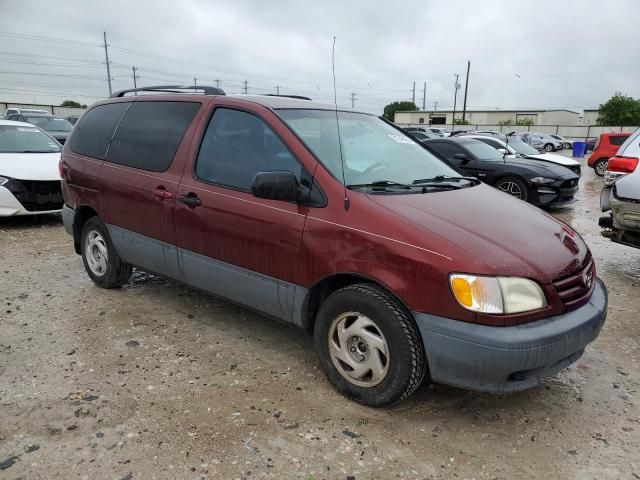 2003 Toyota Sienna CE