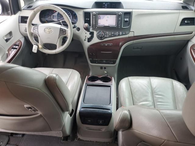 2011 Toyota Sienna XLE