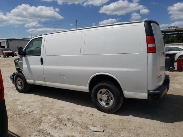 2020 Chevrolet Express G2500