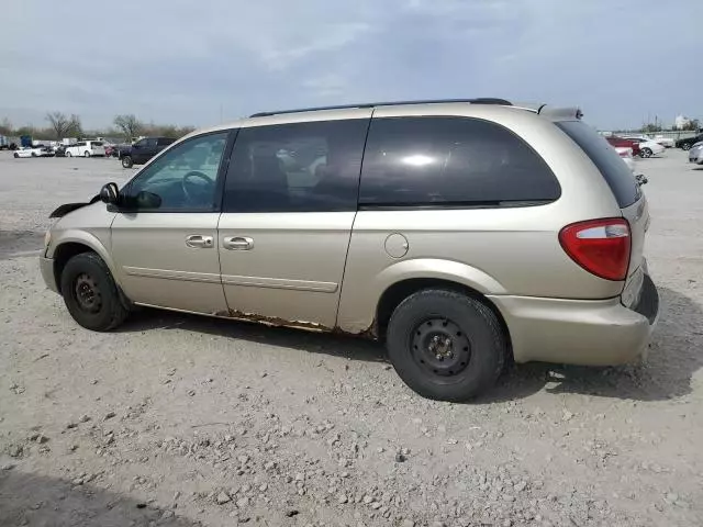 2007 Chrysler Town & Country LX