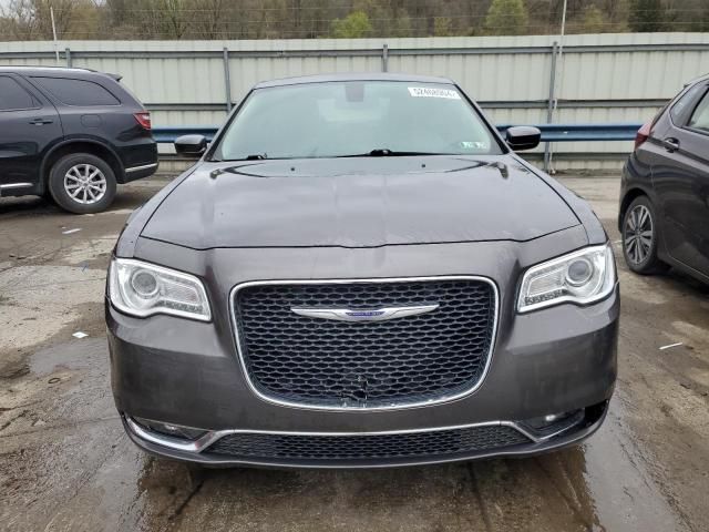 2019 Chrysler 300 Touring