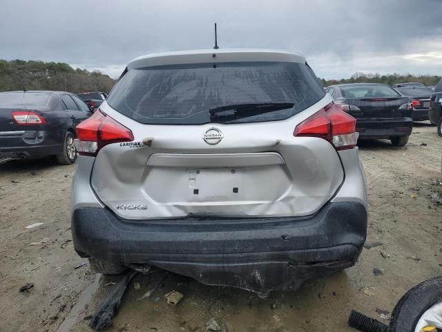 2019 Nissan Kicks S