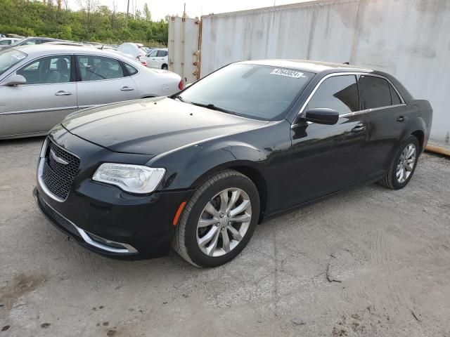 2017 Chrysler 300 Limited