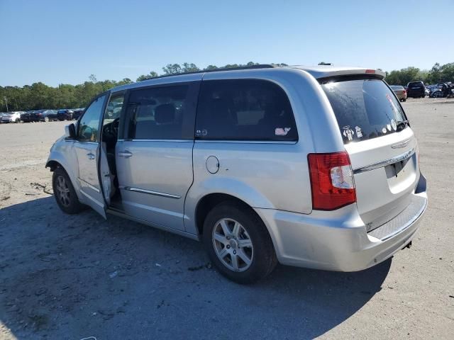 2012 Chrysler Town & Country Touring