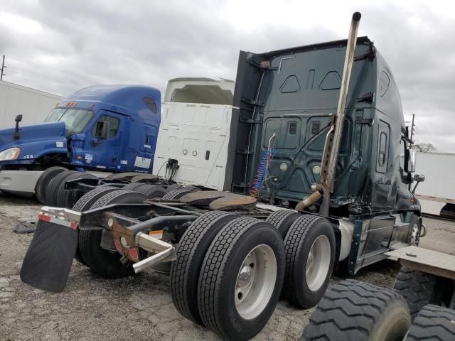 2015 Freightliner Cascadia 125