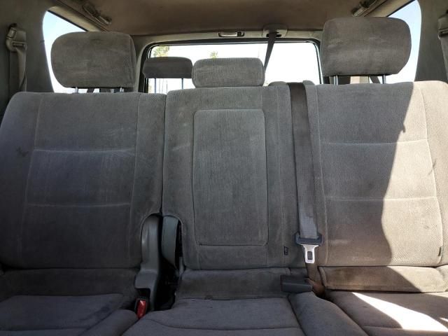 2002 Toyota Sequoia SR5